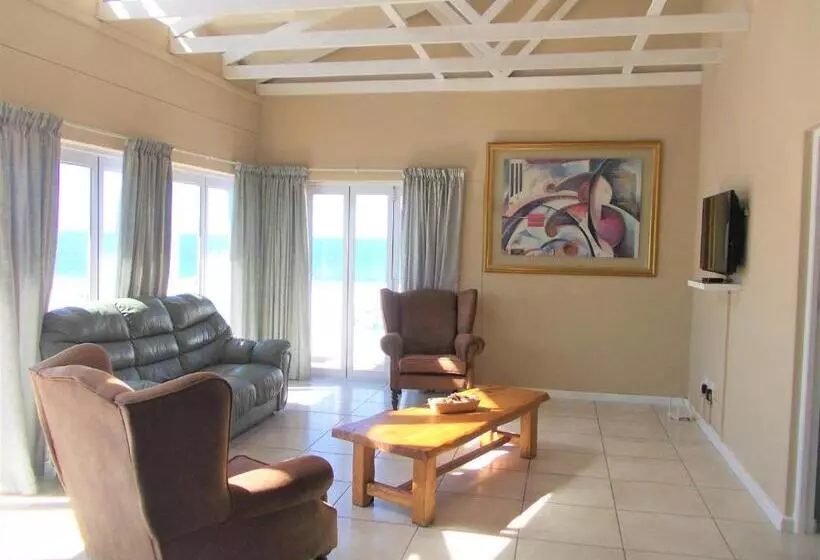 Perhesviitti, Point Village Hotel And Self Catering