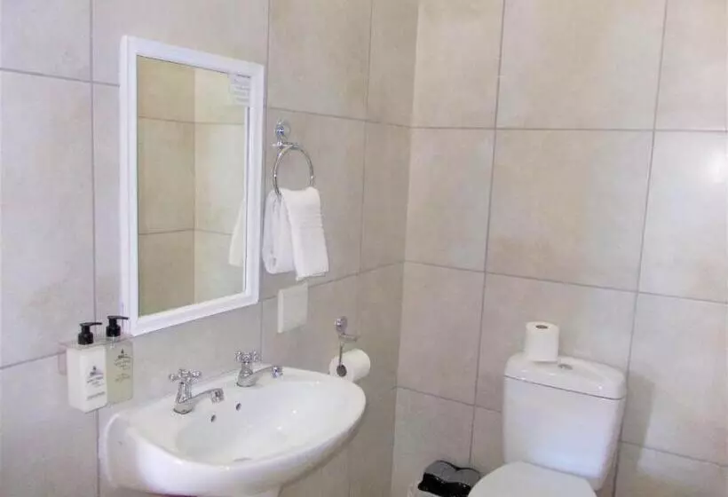 Perhesviitti, Point Village Hotel And Self Catering