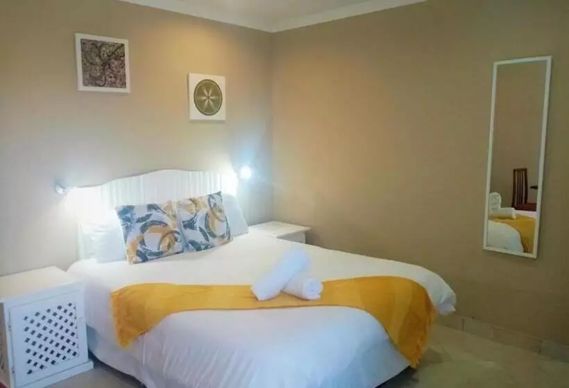 Basic-huone, Point Village Hotel And Self Catering