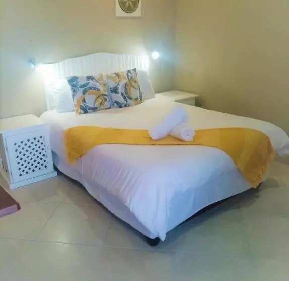 Basic-huone, Point Village Hotel And Self Catering
