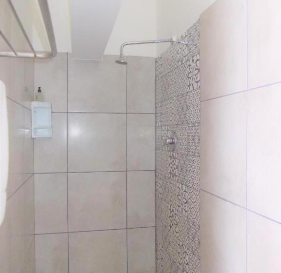 סוויטה, Point Village Hotel And Self Catering