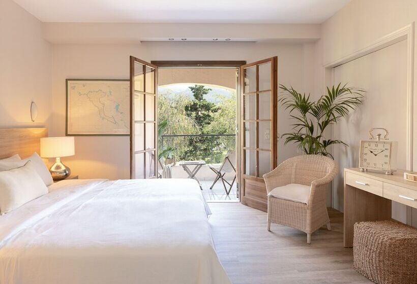 패밀리 아파트, Grecotel Luxme Costa Botanica