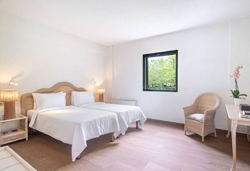 패밀리 룸, Grecotel Luxme Costa Botanica