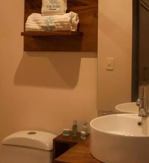 Deluxe Suite King Bed, Shavanna Hotel Boutique