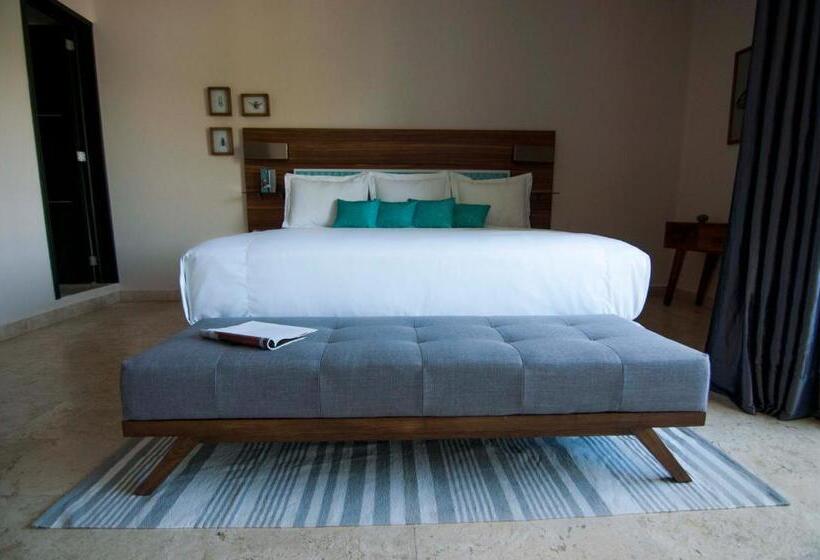 شقة غرفة واحدة مطلة على حمام السباحة, Shavanna Hotel Boutique