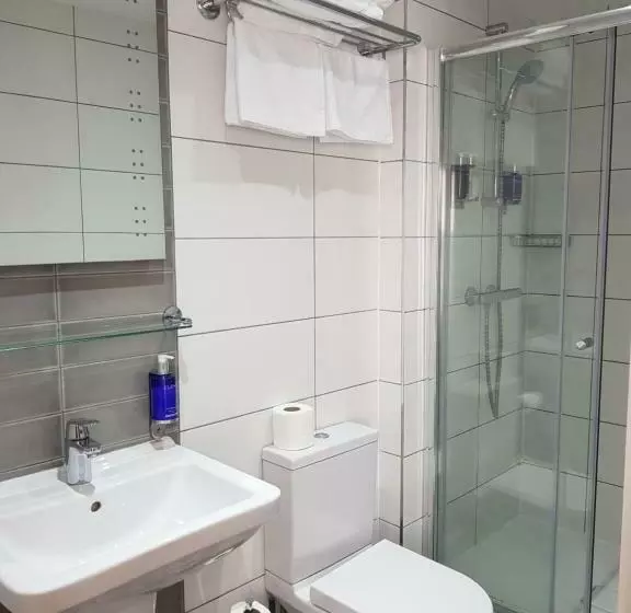 اتاق اجرایی, The Beverley Hotel London Victoria