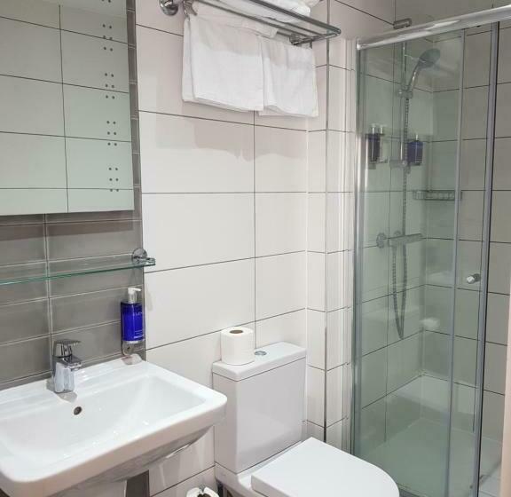 غرفة قياسية فردية, The Beverley Hotel London   Victoria