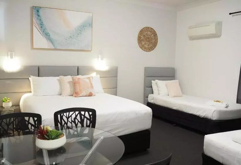 Sviitti, The Esplanade Motel