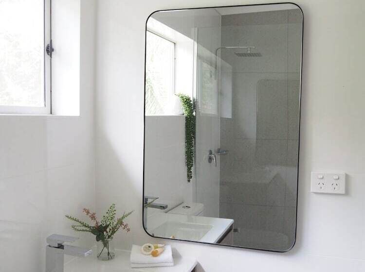 آپارتمان 3 خوابه, The Esplanade Motel