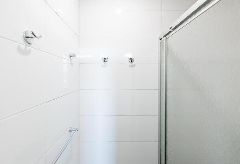 سرير فى غرفة مشتركه, Bunk Brisbane