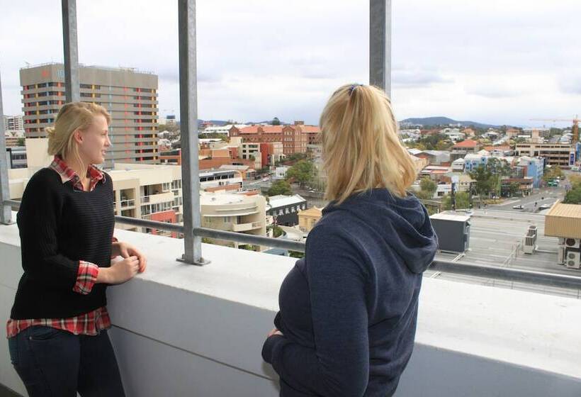 سرير فى غرفة مشتركه, Bunk Brisbane