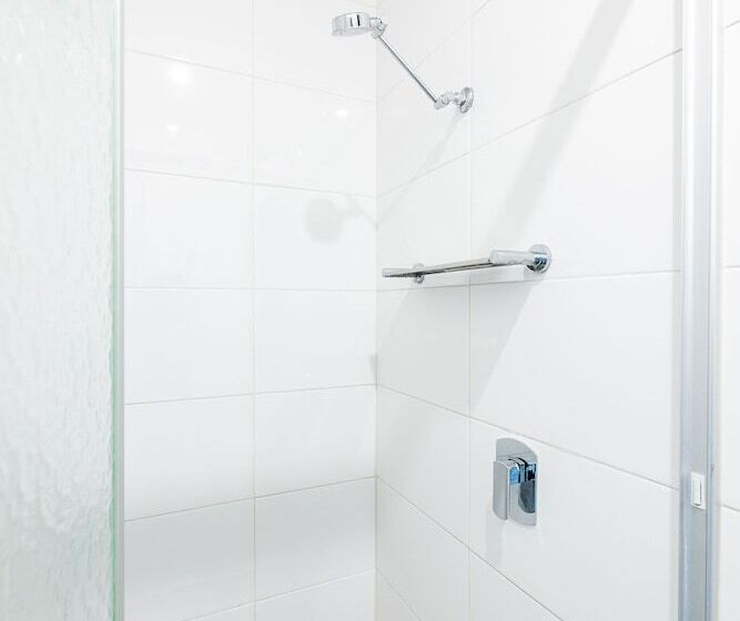 سرير فى غرفة مشتركه, Bunk Brisbane