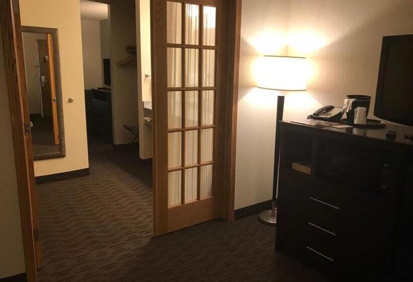 جناح سرير كينج, Americinn By Wyndham Hotel And Suites Long Lake