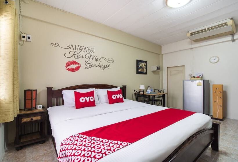 اتاق لوکس, Aromdee Apartment