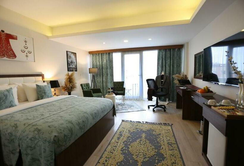 Quarto standard, Cebeci Grand