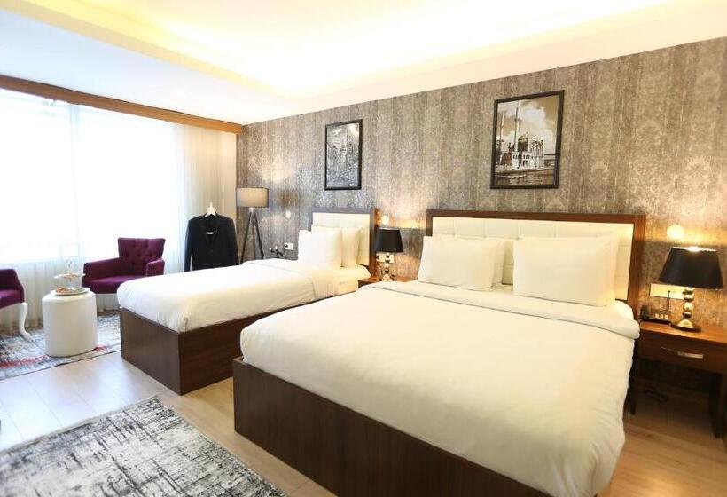 اتاق خانوادگی, Cebeci Grand