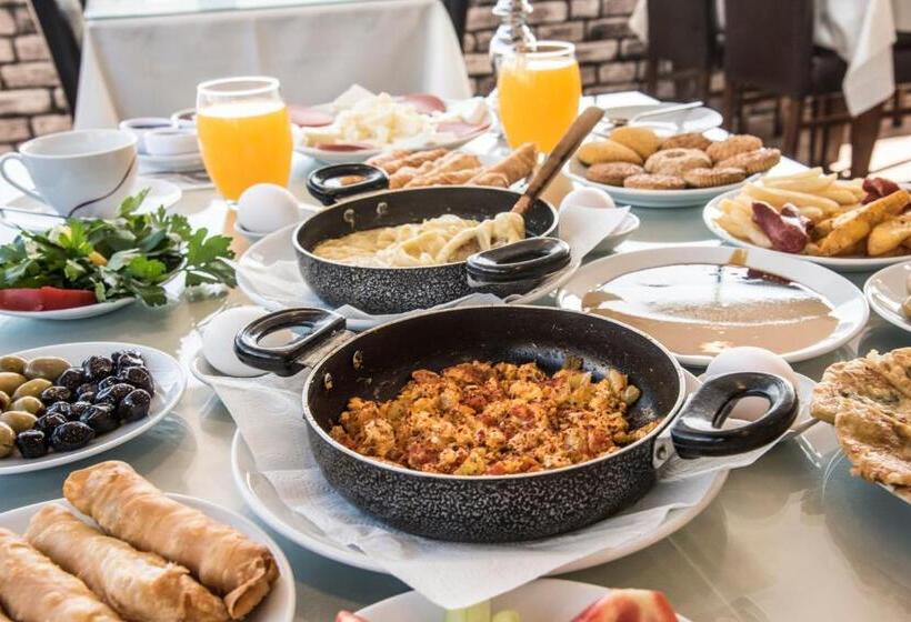 اتاق استاندارد چهار تخته, Cebeci Grand