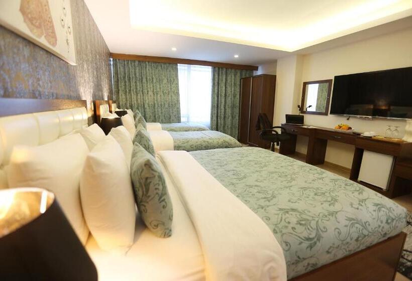 Quarto Quádruplo Standard, Cebeci Grand