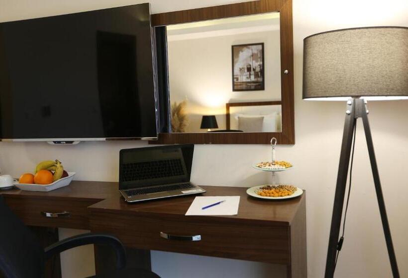 Quarto standart individual, Cebeci Grand