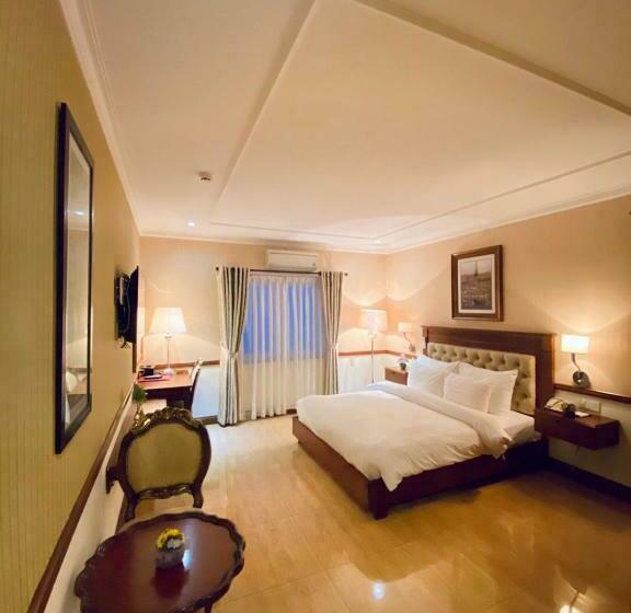 اتاق سوپریور, Central Hotel & Residences Swimming Pool