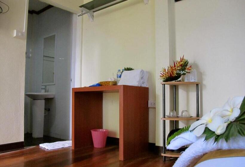 اتاق لوکس, Chawlay Resort Koh Lipe