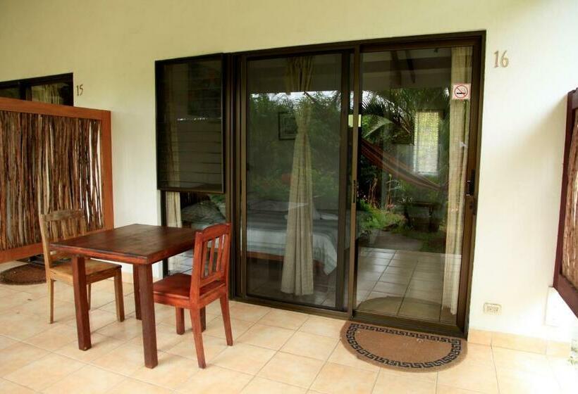 غرفة قياسية, Colinas Del Sol