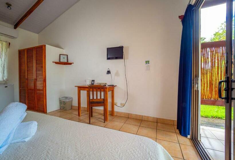 غرفة قياسية, Colinas Del Sol