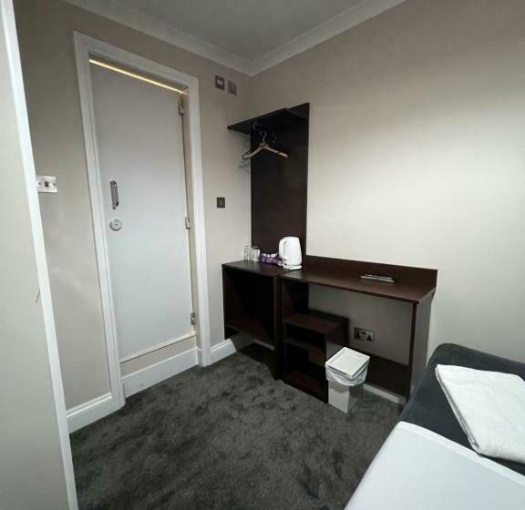 חדר סטנדרט, Goodwood