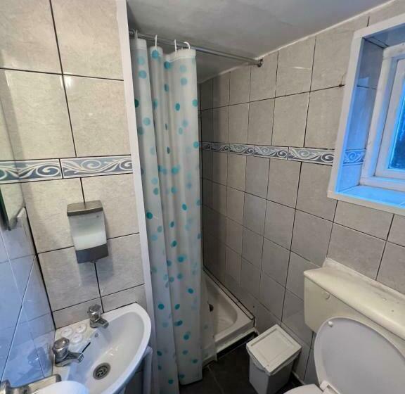 חדר סטנדרט חדר אמבטיה משותף, Goodwood