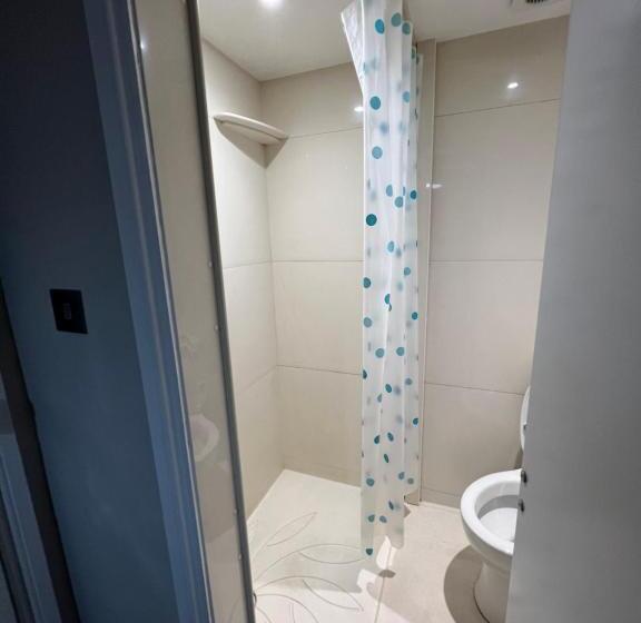 חדר סטנדרט, Goodwood