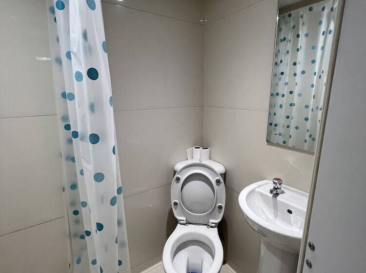 חדר סטנדרט, Goodwood