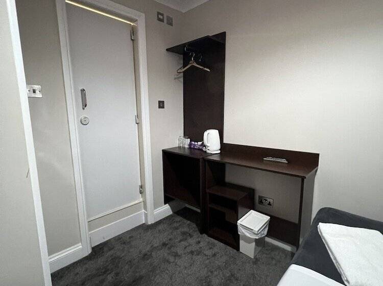 חדר סטנדרט, Goodwood