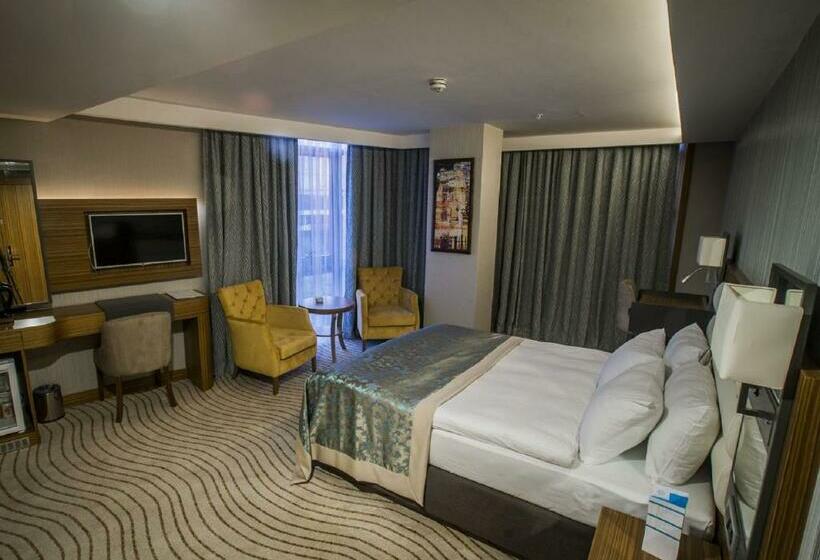 اتاق لوکس, Grand Turkuaz