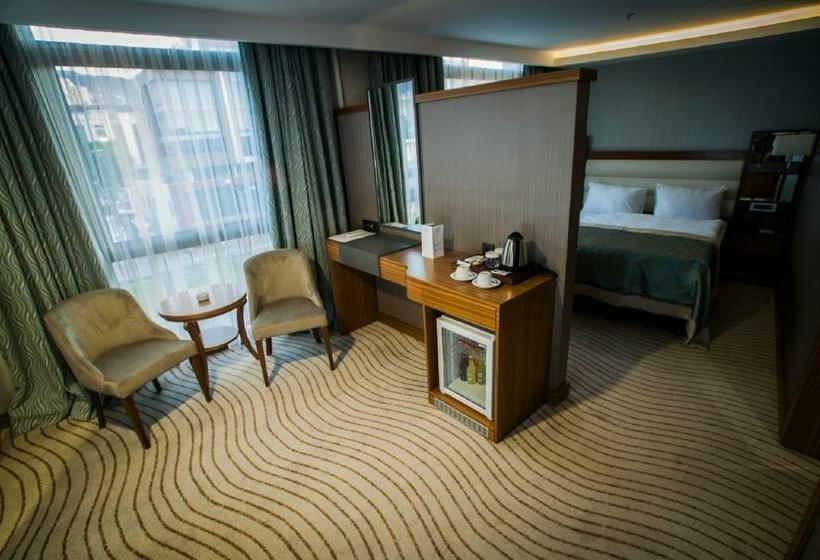 اتاق لوکس, Grand Turkuaz