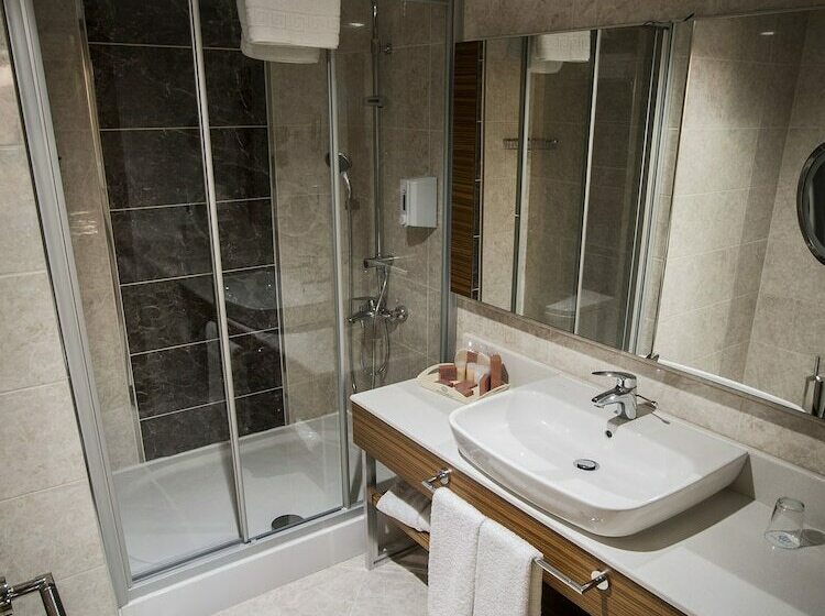 اتاق استاندارد, Grand Turkuaz