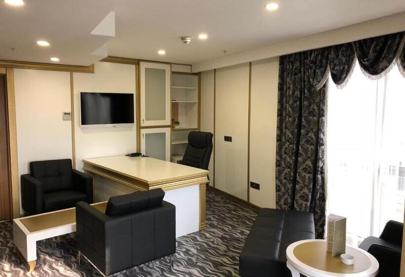 مجموعه ویستا شهر, Grand Turkuaz