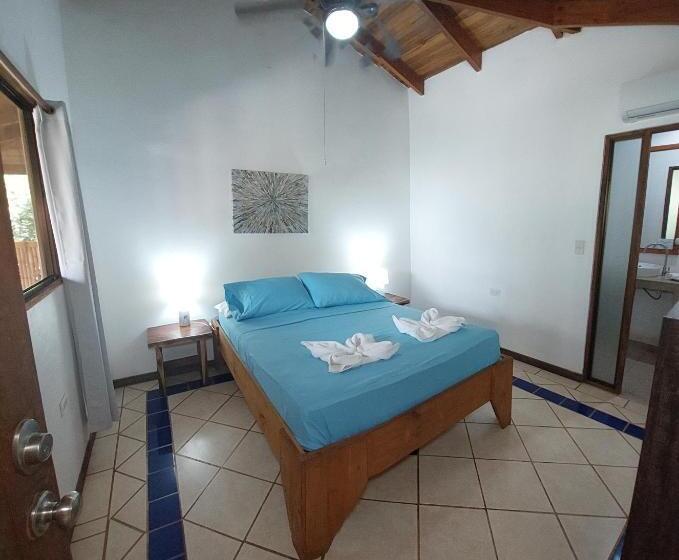 Номер Стандарт, Indra Inn