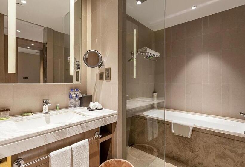 Business odası, Radisson Exhibition Center Shanghai