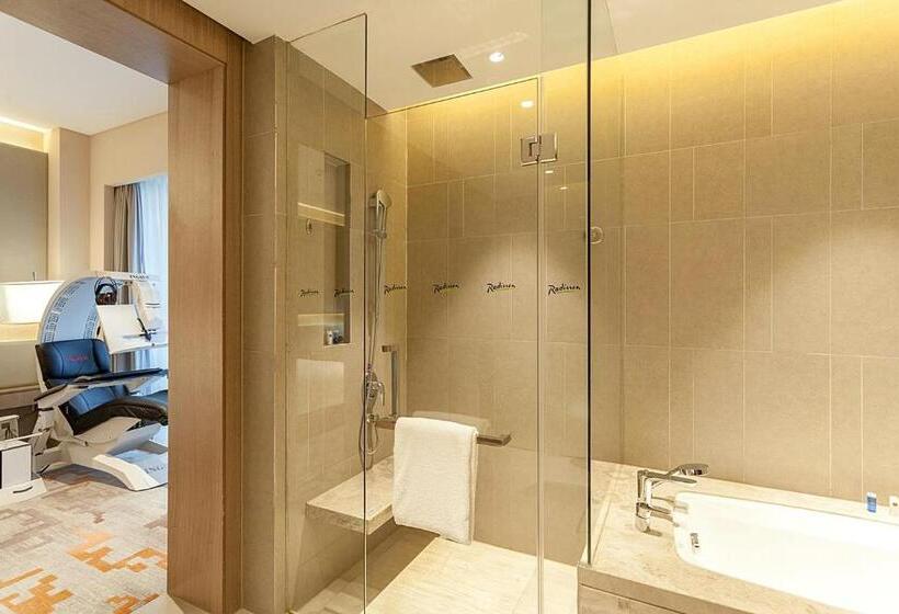 Business odası, Radisson Exhibition Center Shanghai