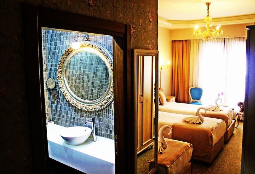 חדר סטנדרט לשלושה, Vendome