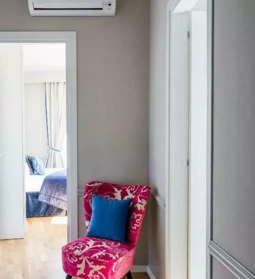 1 Bedroom Apartment Sea View with Balcony