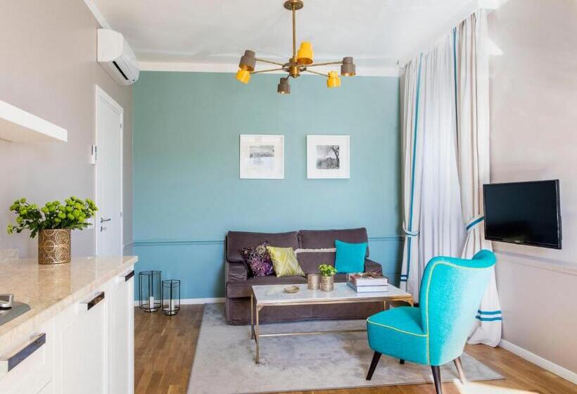 Апартаменты Комфорт 1 Спальня, La Malandrina   Apartments & Suites