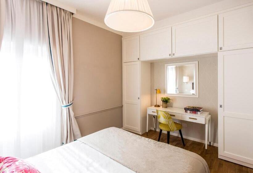 Апартаменты Комфорт 1 Спальня, La Malandrina   Apartments & Suites