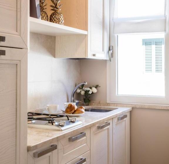 Апартаменты Deluxe 1 Спальня, La Malandrina   Apartments & Suites