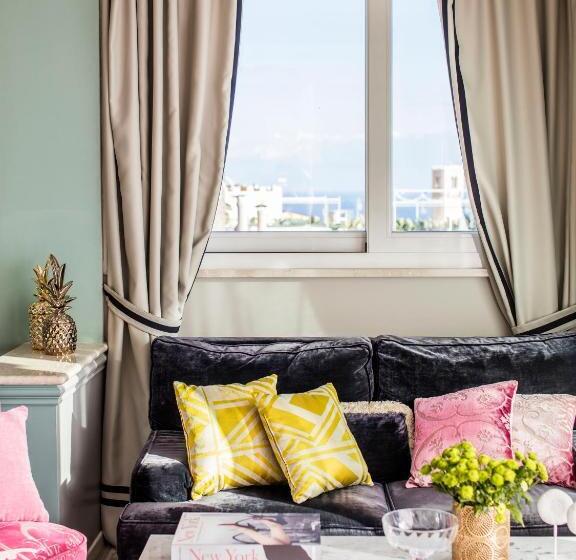 Апартаменты 1 Спальня с Террасой Вид на Море, La Malandrina   Apartments & Suites