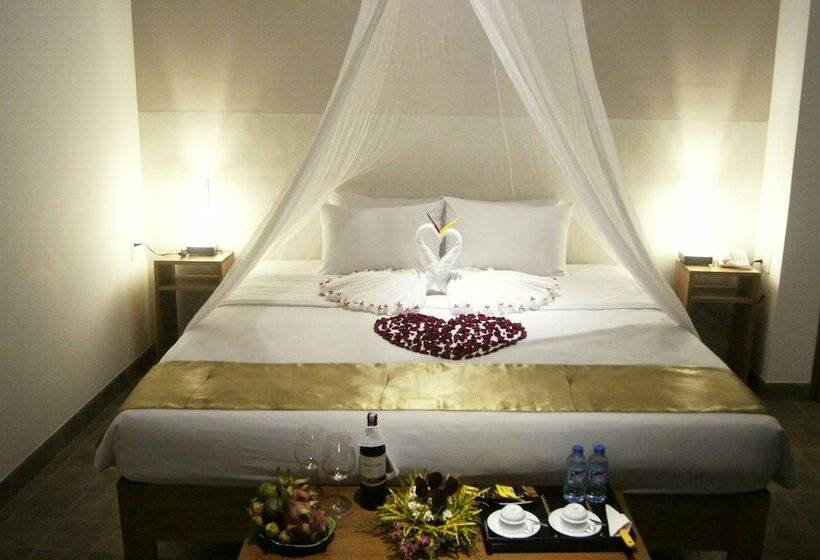 Standard studio with lake view, Mekong Riverside Boutique Resort & Spa