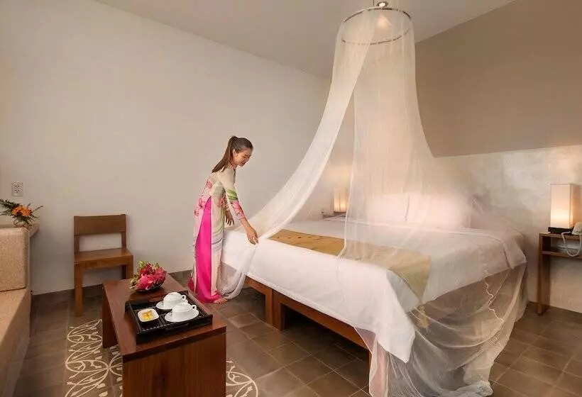 Standard bungalow river view, Mekong Riverside Boutique Resort & Spa
