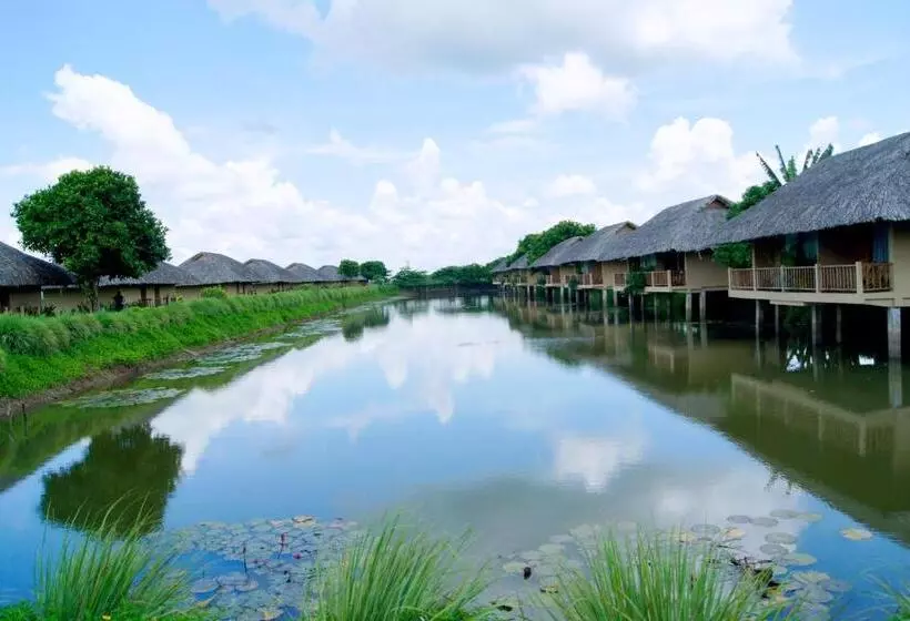 Standard studio with lake view, Mekong Riverside Boutique Resort & Spa