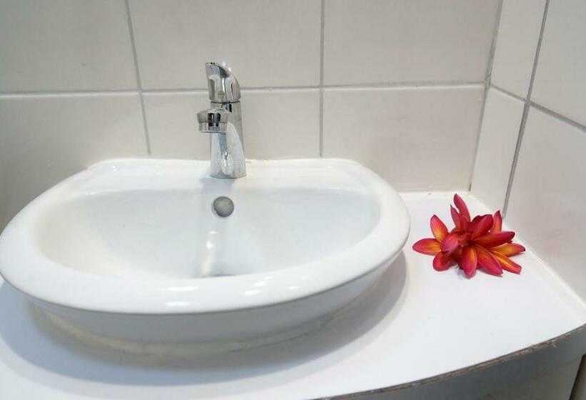 اتاق استاندارد, Moatoga