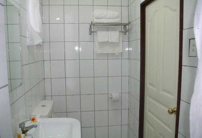 اتاق استاندارد, Moatoga